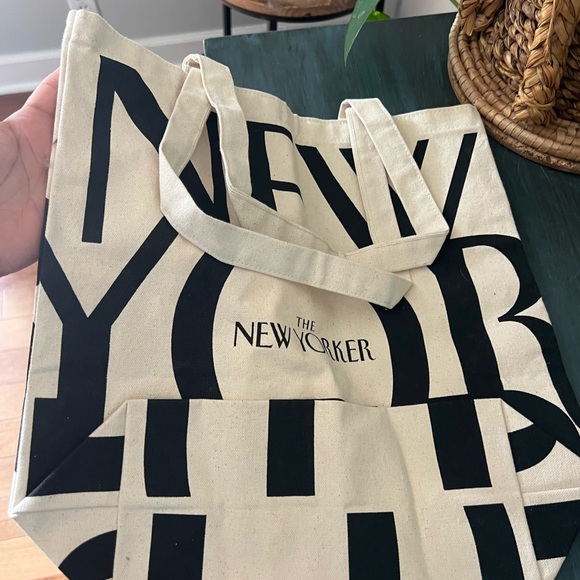 The New Yorker Tote - Picture 3 of 4